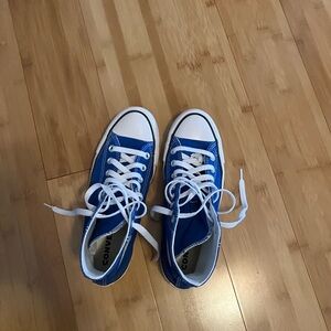 Converse Women’s High Top Canvas Sneakers - Blue Size US 9